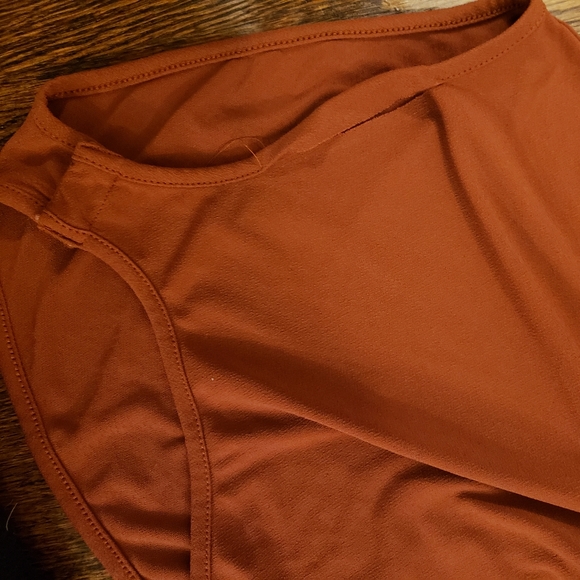 Top - Picture 3 of 3